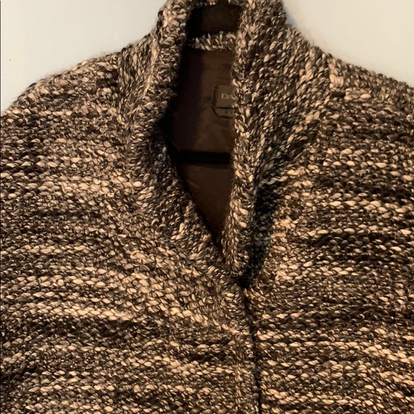 Danier winter cocoon coat sz M with leather trim - Picture 7 of 12